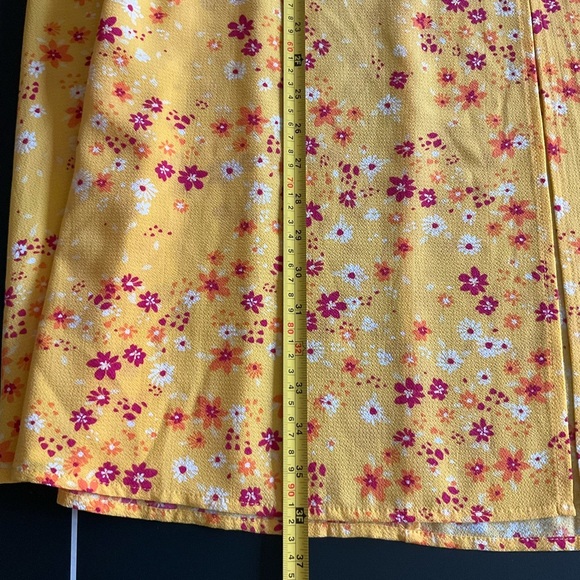 NWT BCBG Floral Yellow Button Down Midi Skirt - Picture 9 of 10